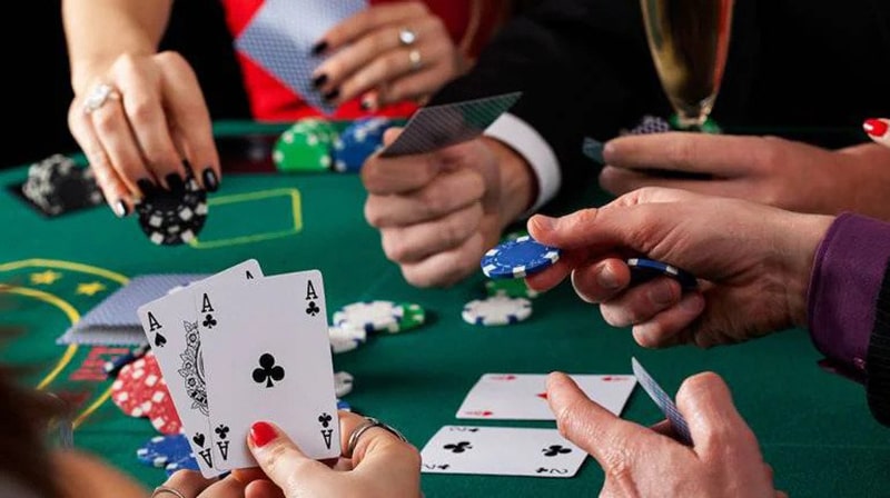 situs daftar bandar judi poker pkv games online terpercaya